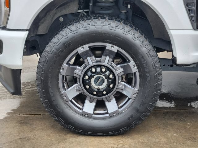 Used 2023 Ford F250 Lariat w/ Sport Appearance Package AWD/4WD image 11