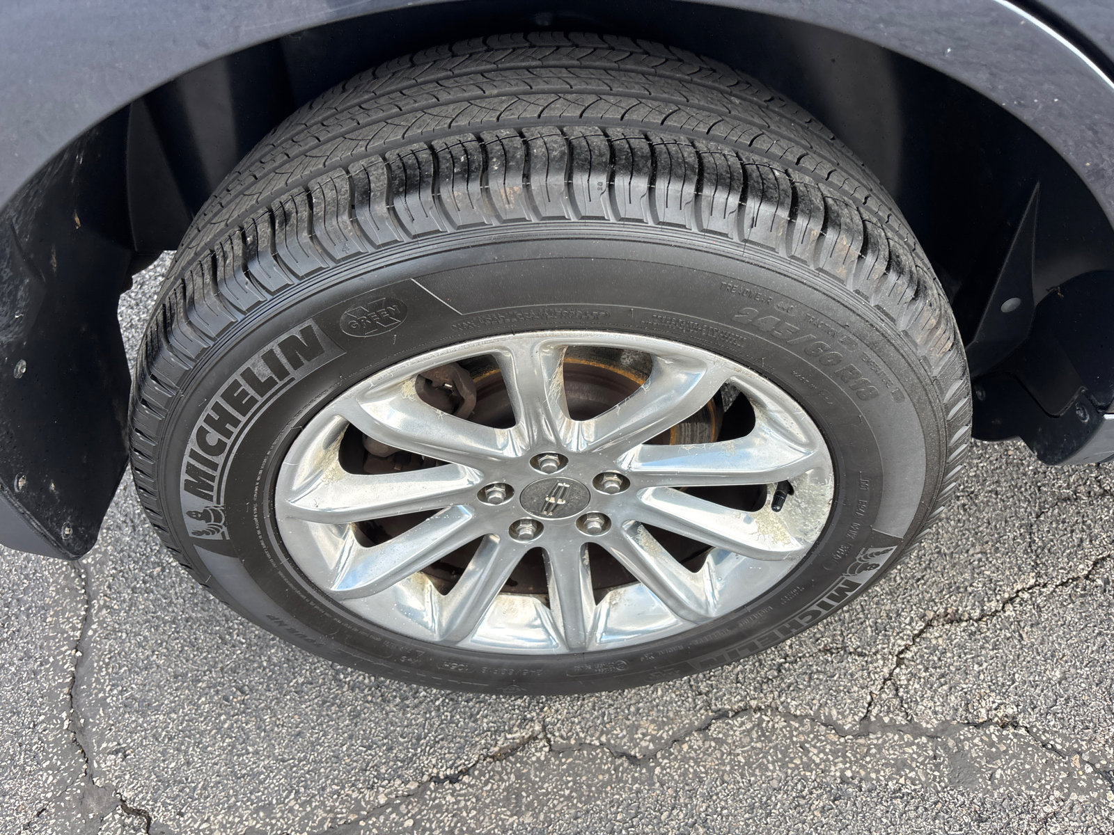 Used 2013 Lincoln MKX FWD image 10