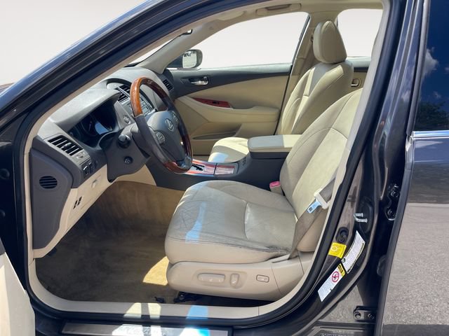 Used 2011 Lexus ES 350 FWD image 9