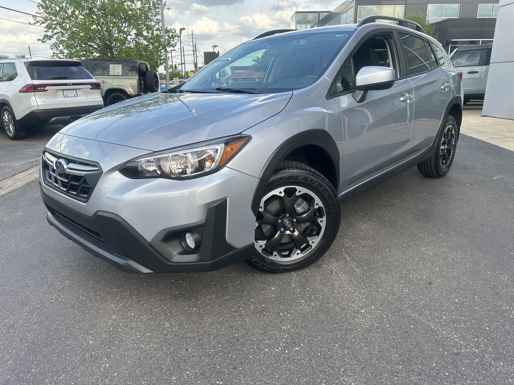 Used 2022 Subaru Crosstrek 2.0i Premium w/ Moonroof Package image 1