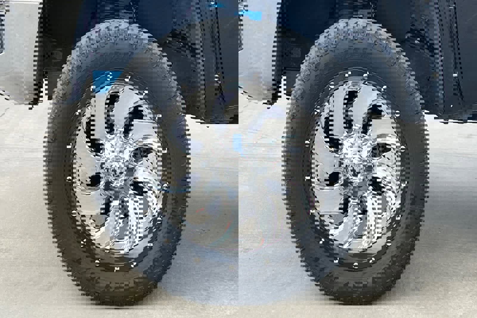 Used 2017 Toyota Tundra Limited image 34