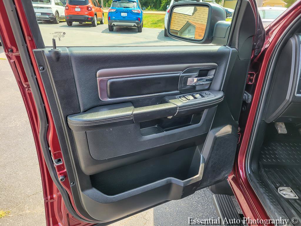 Used 2023 RAM 1500 Warlock AWD/4WD image 24