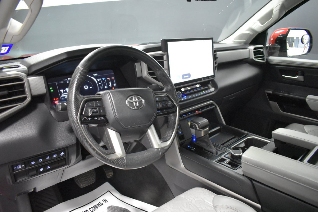 Used 2024 Toyota Tundra Limited AWD/4WD image 4
