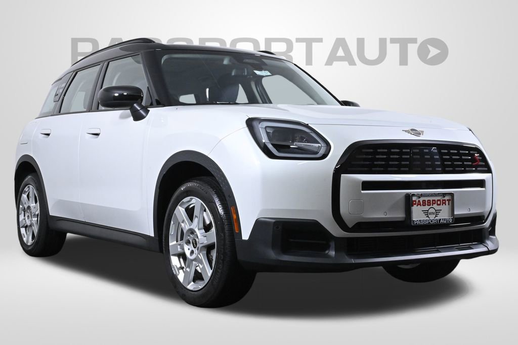 Used 2025 MINI Cooper Countryman S image 2