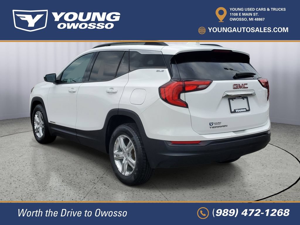 Used 2018 GMC Terrain SLE w/ Driver Convenience Package FWD image 4