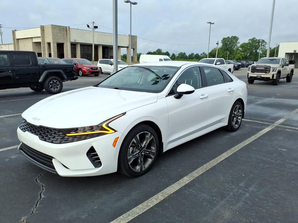 Used 2022 Kia K5 LXS AWD/4WD image 3