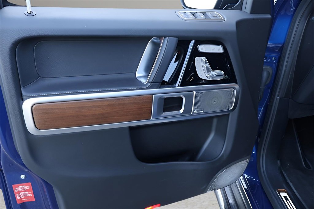 Used 2025 Mercedes-Benz G 550 image 11
