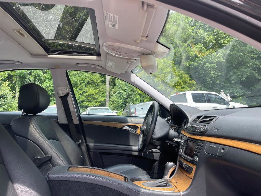 Used 2008 Mercedes-Benz E 350 Sedan image 42