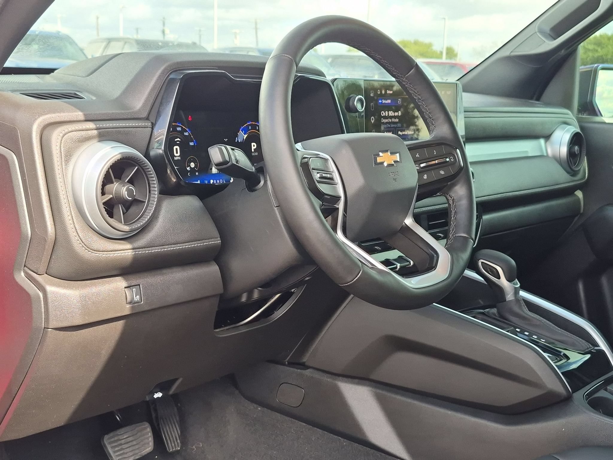 Used 2026 Chevrolet Colorado LT w/ LT Convenience Package RWD image 10