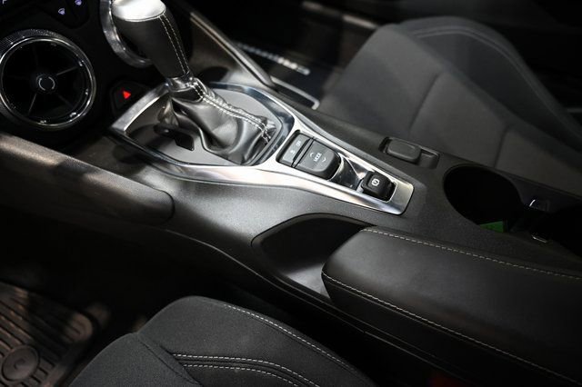 Used 2021 Chevrolet Camaro LT w/ RS Package image 19