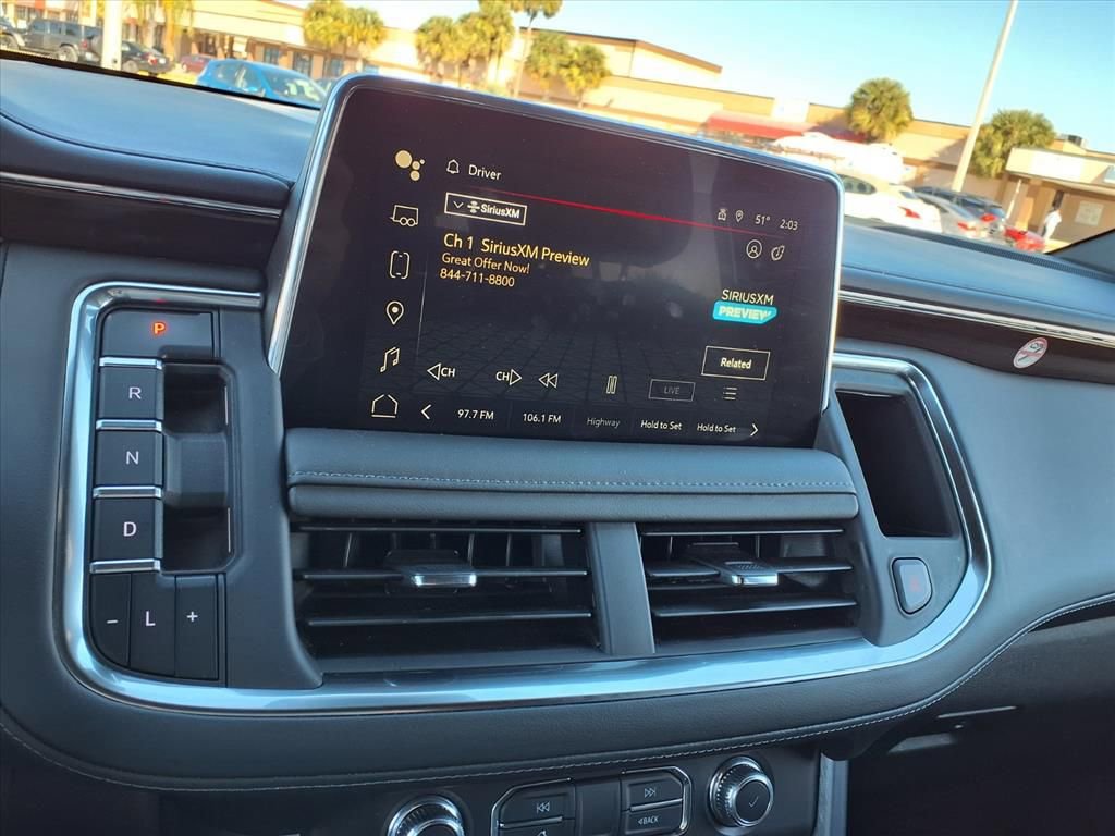 Used 2024 GMC Yukon XL SLE image 30