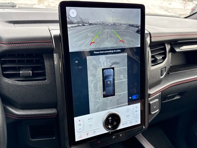 Used 2022 Ford Expedition Max Limited image 25