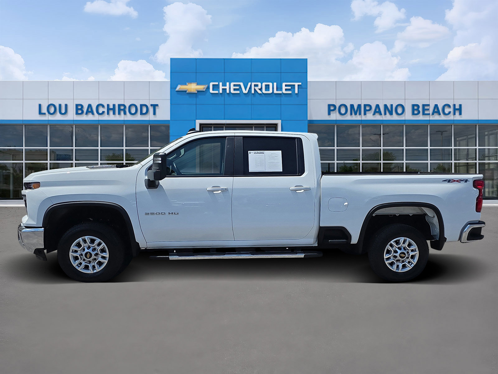 Used 2025 Chevrolet Silverado 2500 LT w/ Convenience Package AWD/4WD image 4