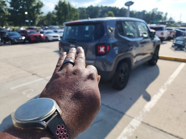 Used 2019 Jeep Renegade Sport AWD/4WD image 14