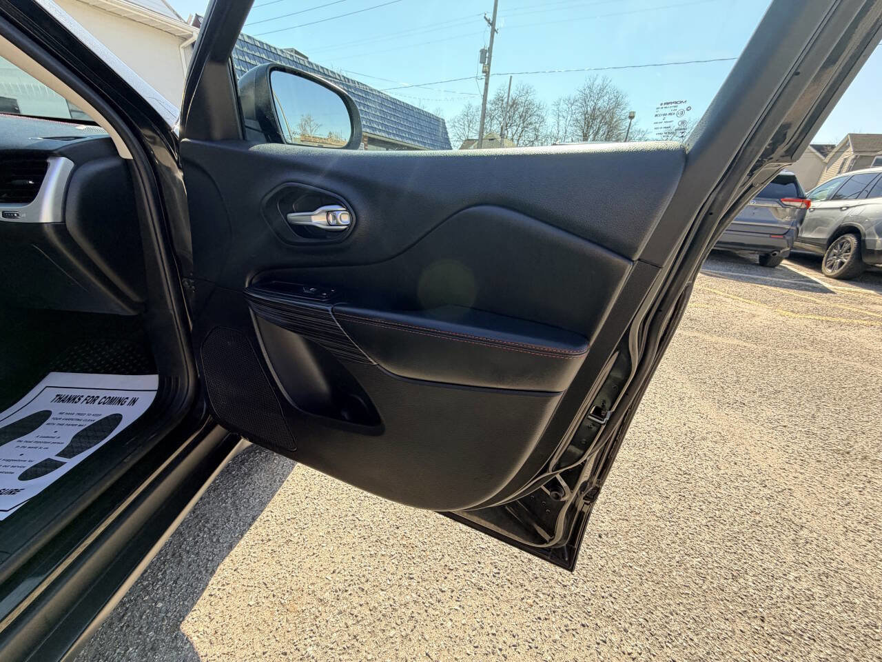 Used 2014 Jeep Cherokee Trailhawk w/ Leather Interior Group image 17