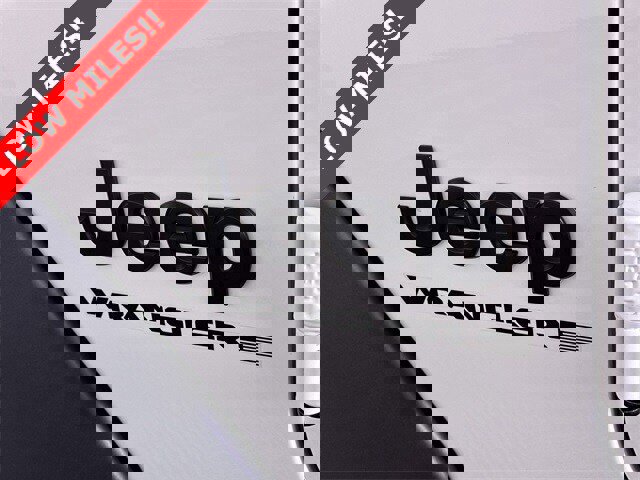 Used 2024 Jeep Wrangler Sport S image 32