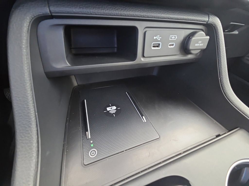 Used 2024 Honda Pilot Elite image 49