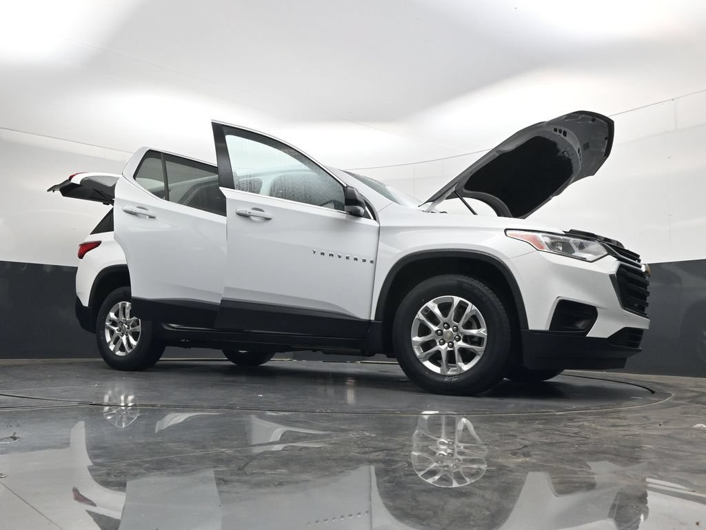 Used 2020 Chevrolet Traverse LS FWD image 50