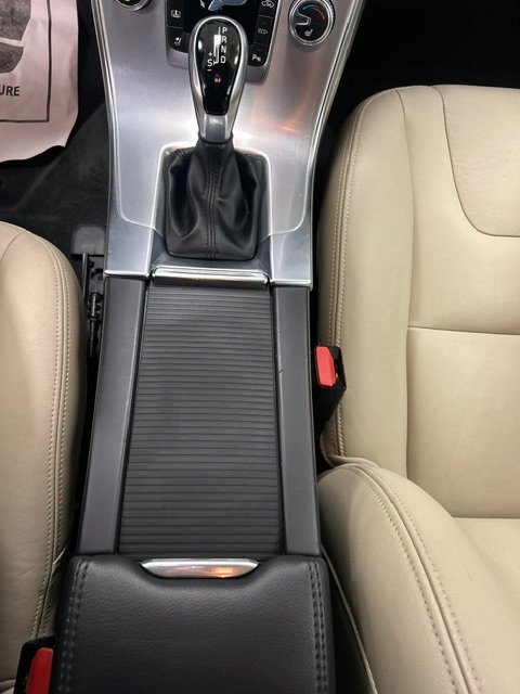 Used 2018 Volvo S60 T5 Inscription AWD/4WD image 11