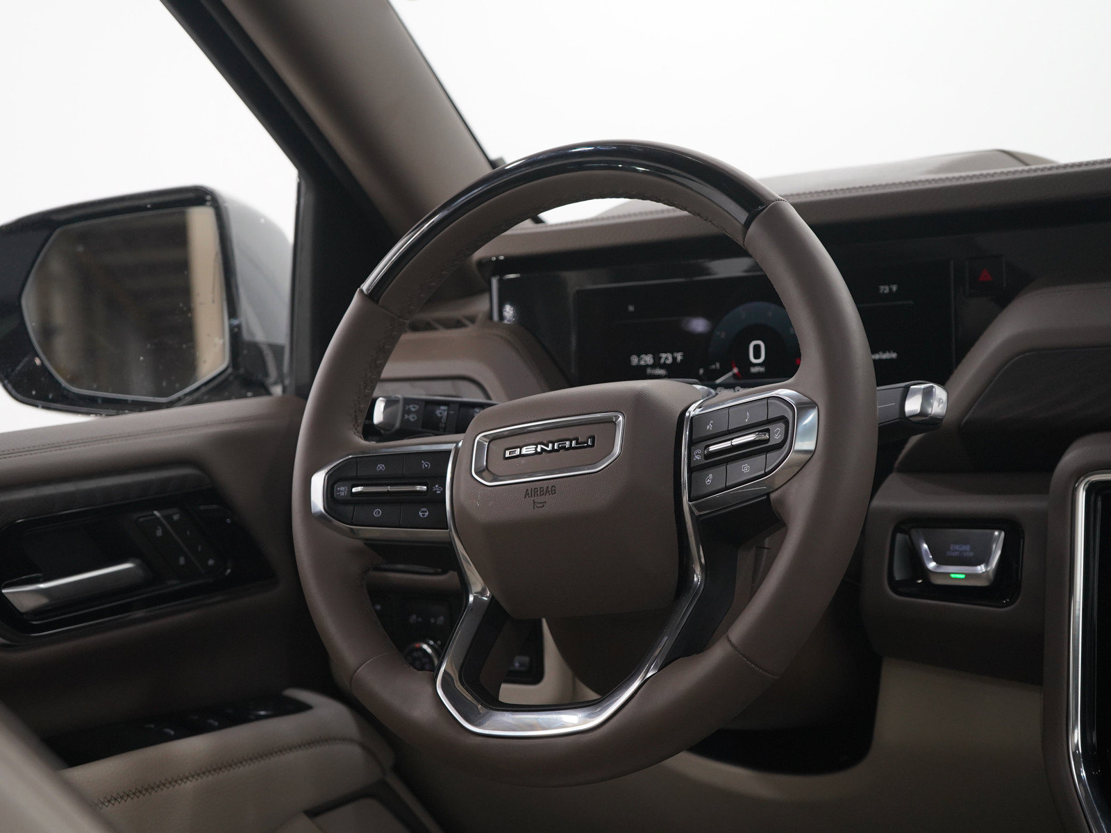 Used 2026 GMC Yukon Denali w/ Denali Reserve Package AWD/4WD image 15