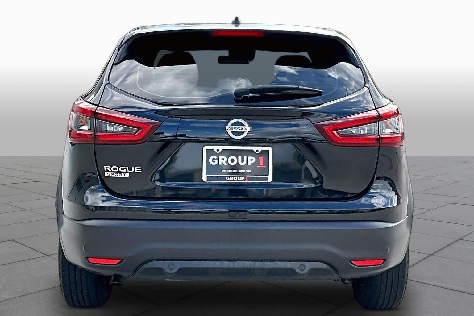 Used 2020 Nissan Rogue Sport S FWD image 5