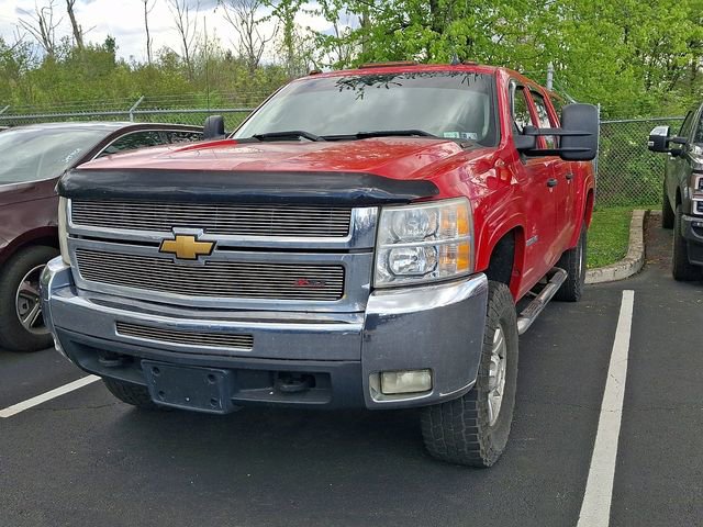 Used 2008 Chevrolet Silverado 2500 LT w/ Suspension Package, Off-Road AWD/4WD image 3