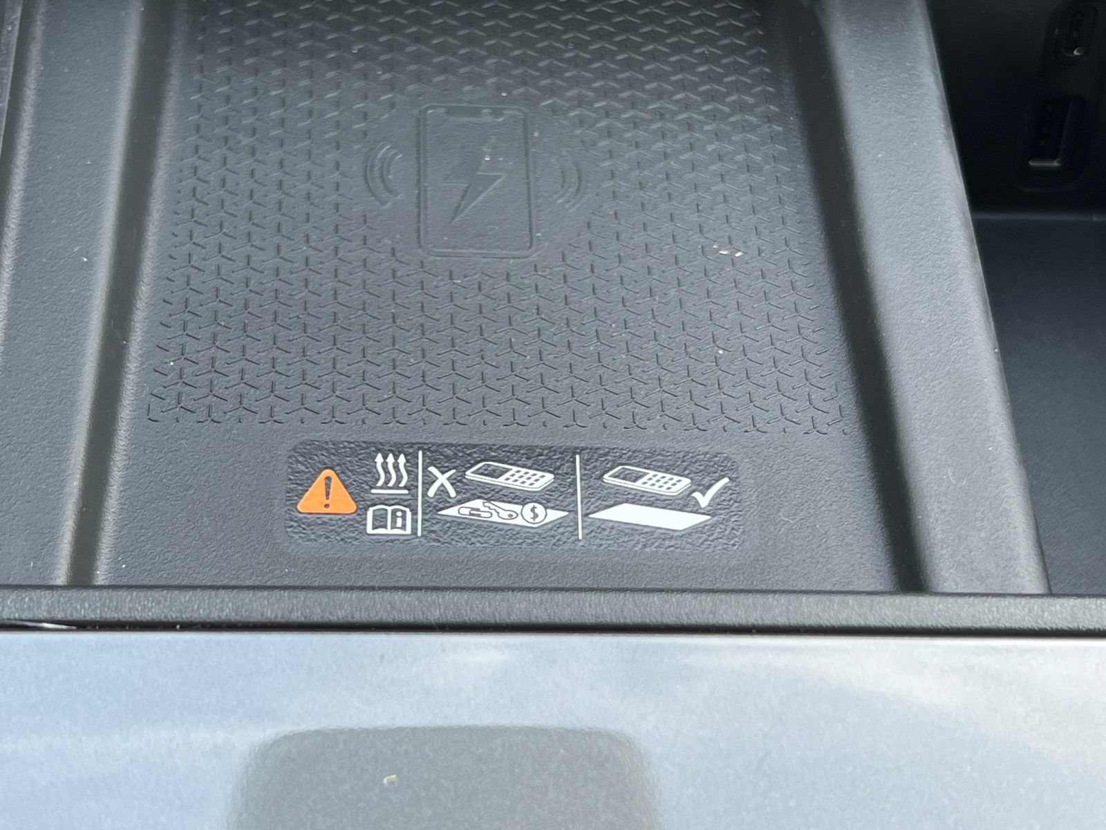 New 2027 GMC Acadia Elevation AWD/4WD image 27