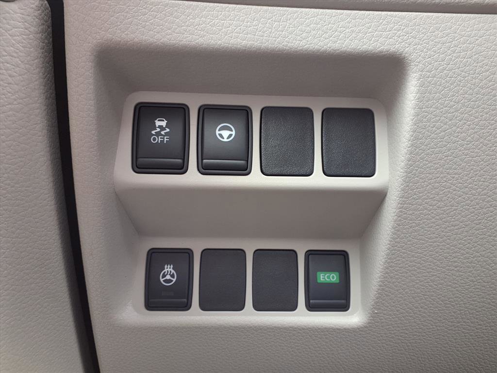 Used 2019 Nissan Rogue Sport SL w/ Premium Package image 20