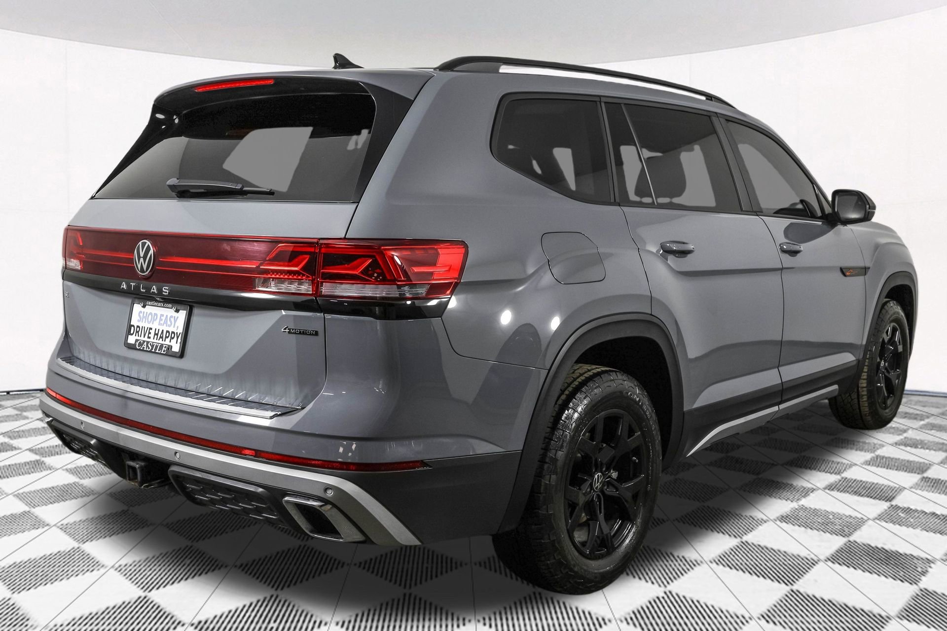 Used 2024 Volkswagen Atlas Peak Edition SE image 17