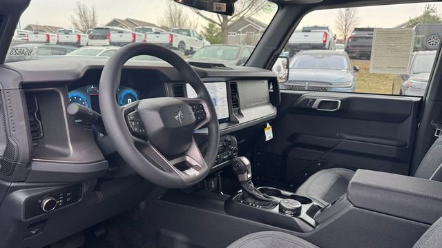 New 2025 Ford Bronco 4-Door image 19