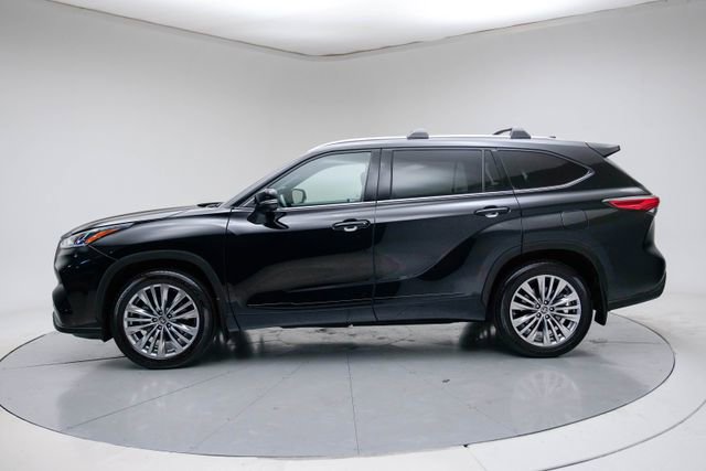 Used 2023 Toyota Highlander Platinum AWD/4WD image 5
