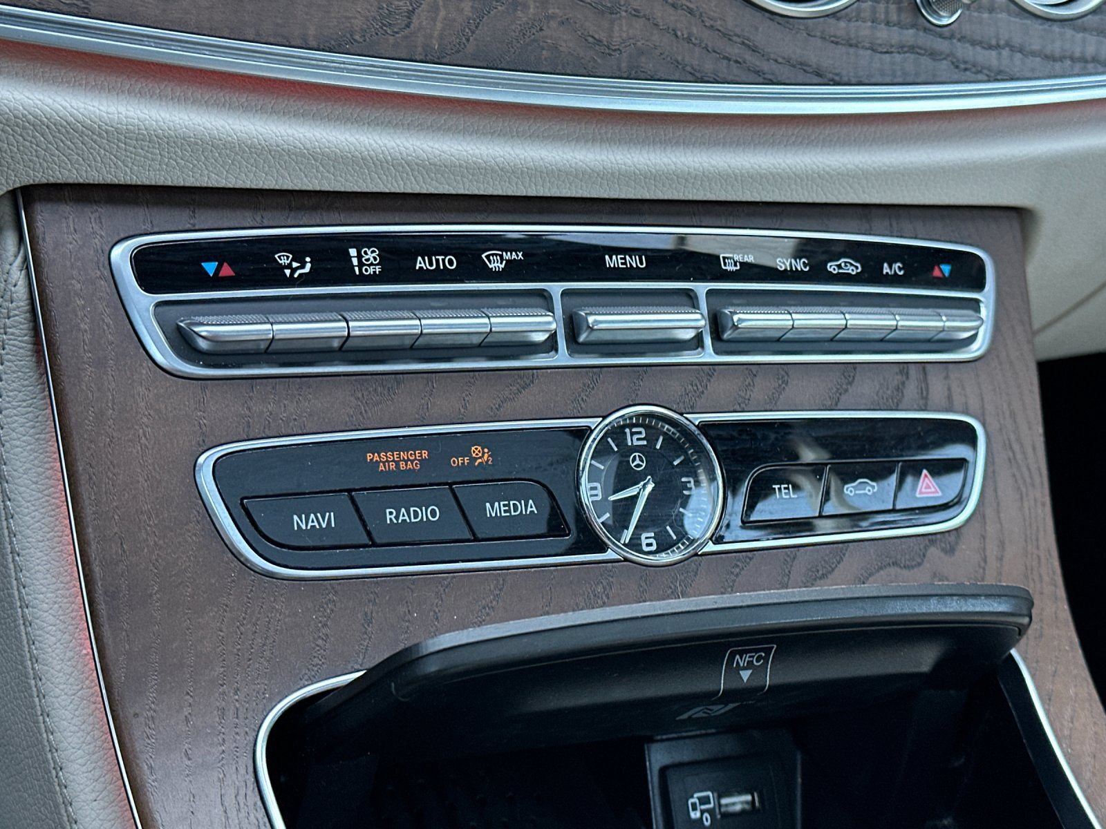 Used 2019 Mercedes-Benz E 300 image 20