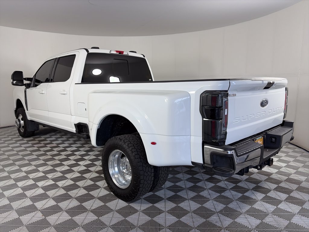 Certified 2024 Ford F350 Lariat w/ Lariat Ultimate Package AWD/4WD image 5