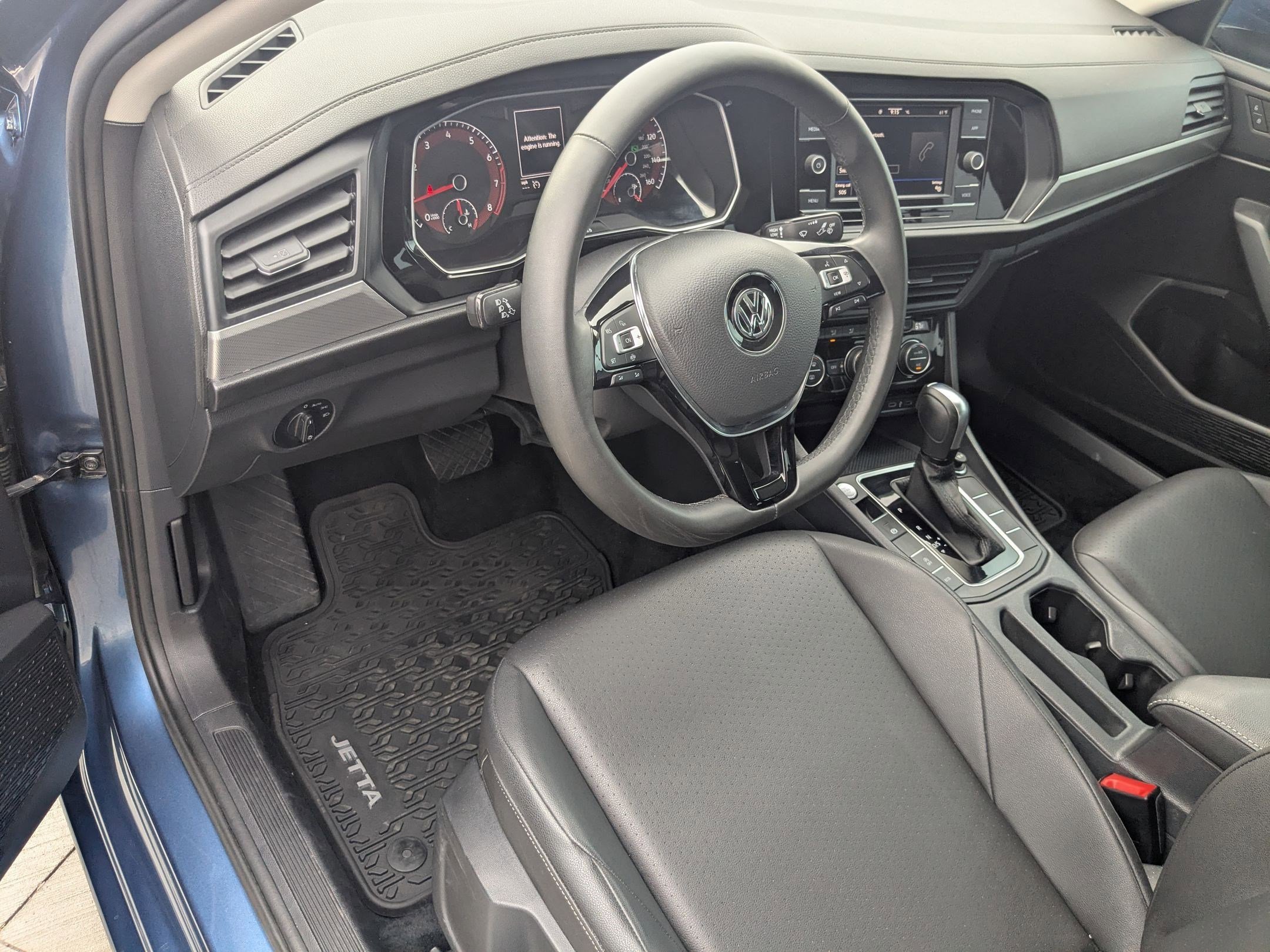 Used 2020 Volkswagen Jetta SE w/ SE Cold Weather Package image 13