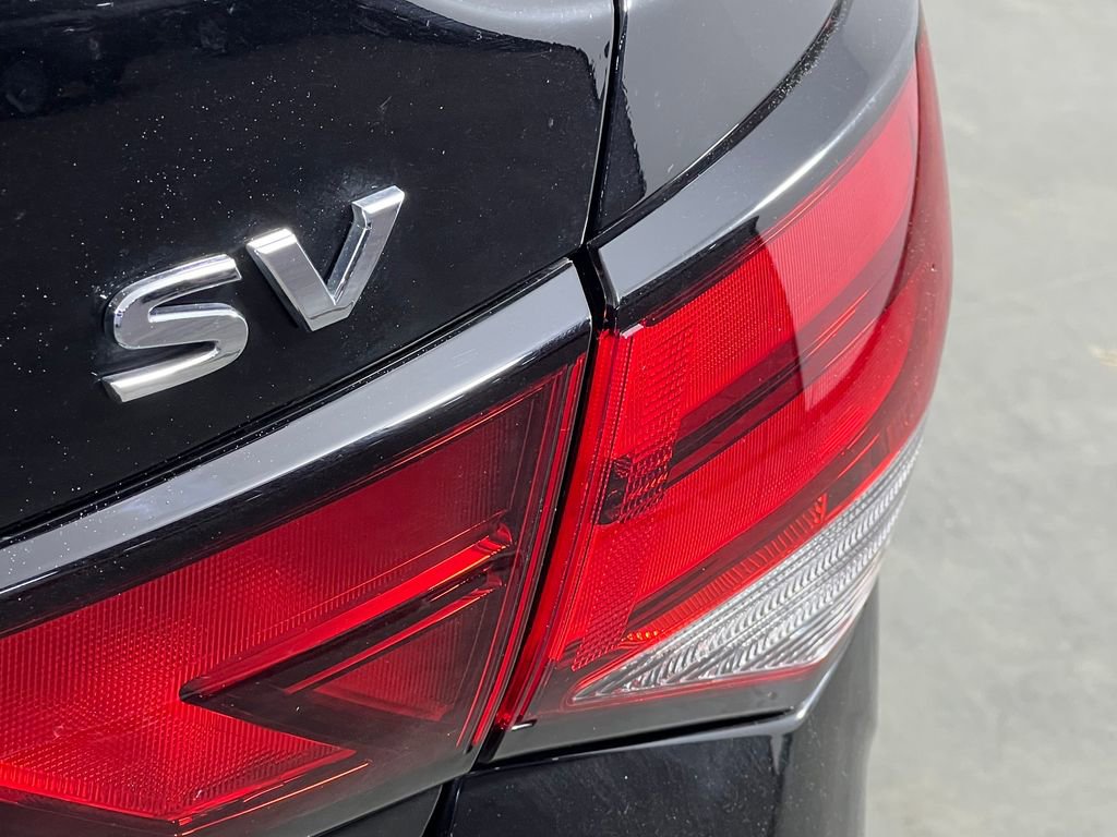 Used 2024 Nissan Sentra SV w/ SV Premium Package image 35