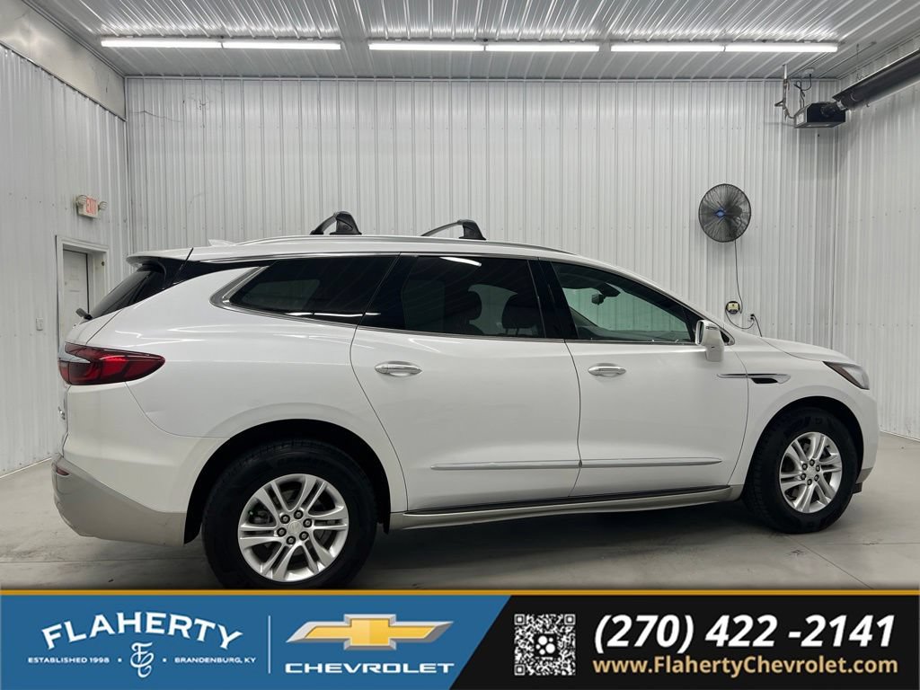 Used 2018 Buick Enclave Premium w/ LPO, Hit The Road Package AWD/4WD video 2