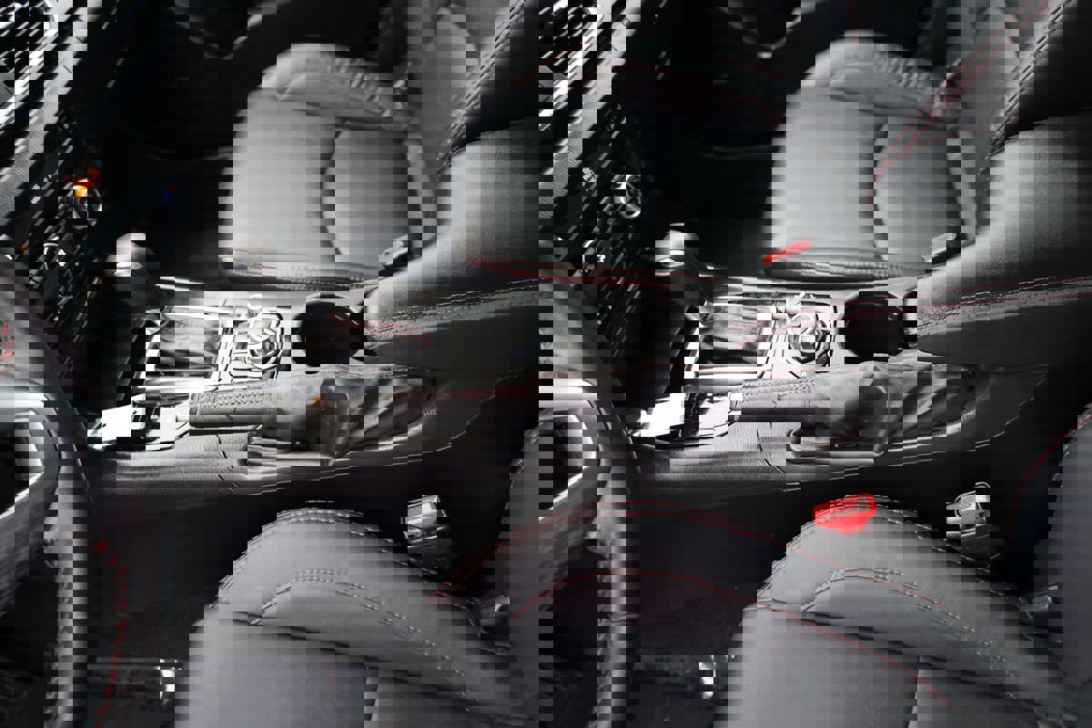 Used 2016 MAZDA MAZDA3 i Grand Touring image 32