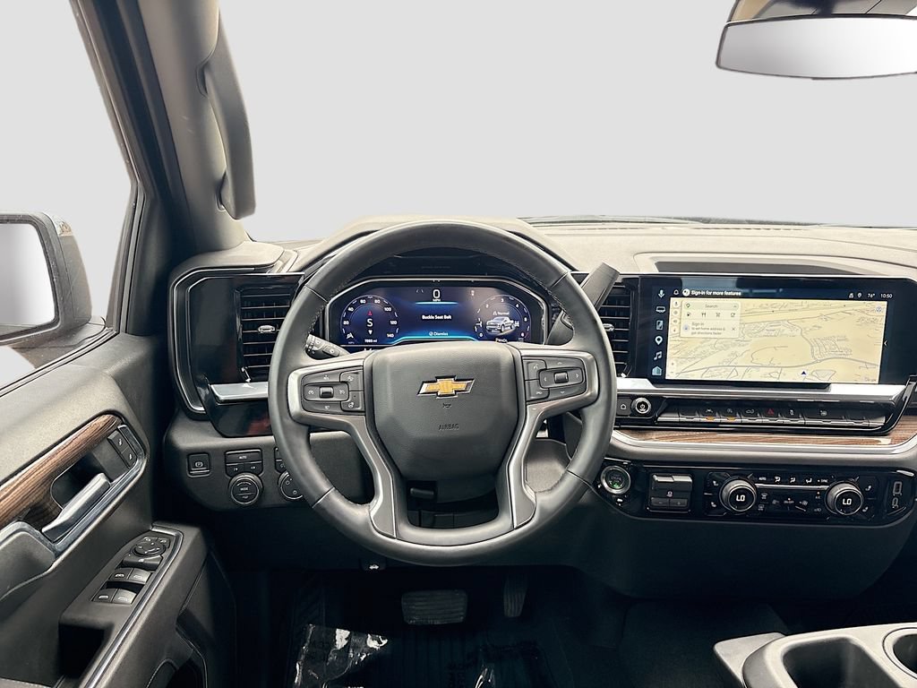 Used 2025 Chevrolet Silverado 1500 LT AWD/4WD image 22