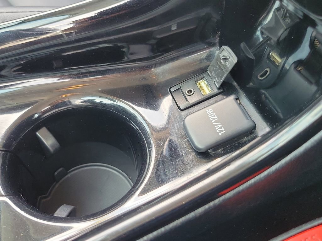 Used 2019 Toyota Prius Prime Advanced FWD image 15