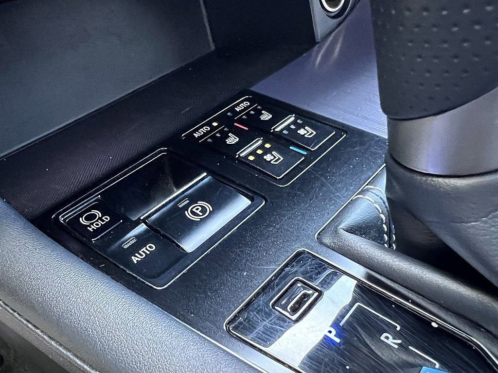 Used 2018 Lexus RX 450h F Sport w/ Accessory Package image 19