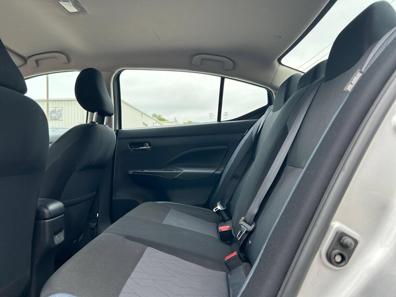 Used 2025 Nissan Versa SV FWD image 17