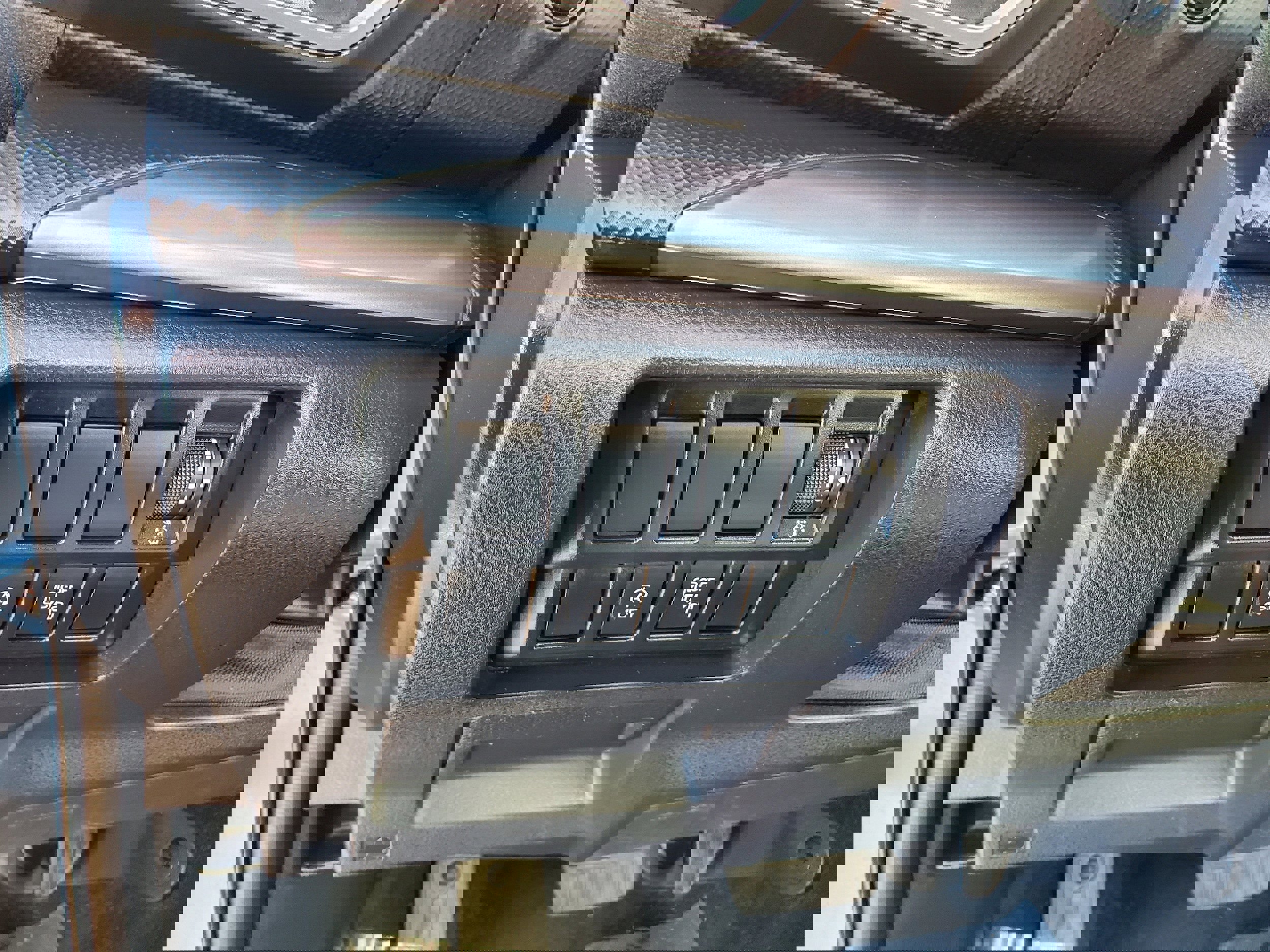 Used 2020 Subaru Forester Premium image 14