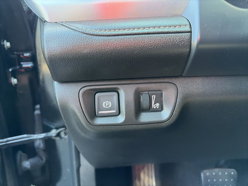 Used 2020 GMC Acadia SLE FWD image 13