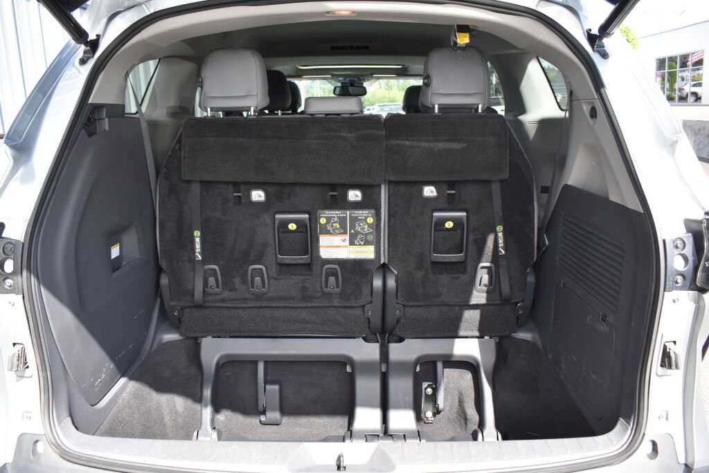 Used 2021 Toyota Sienna XLE AWD/4WD image 21