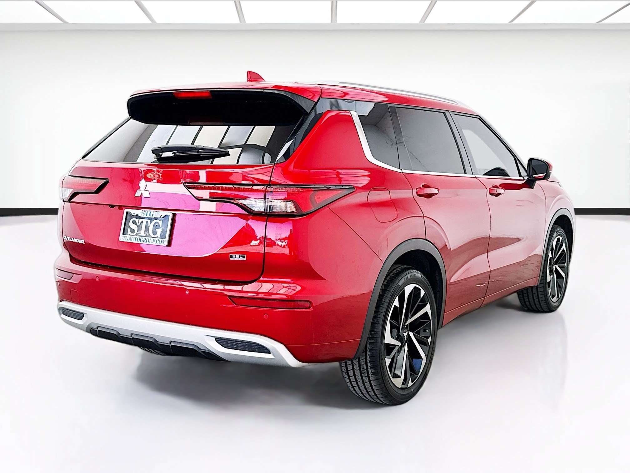 Used 2022 Mitsubishi Outlander SEL FWD image 4