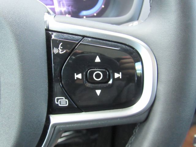 Used 2025 Volvo XC90 T8 Plus w/ Protection Package Premier image 43