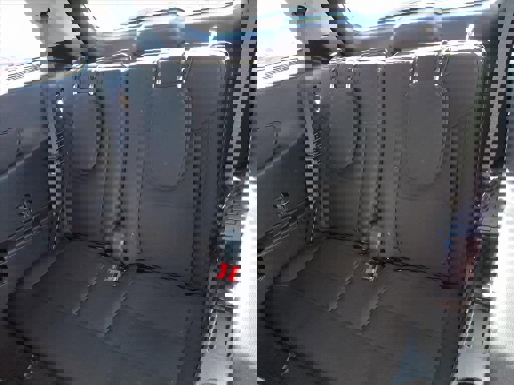 Certified 2021 Ford Explorer XLT image 7