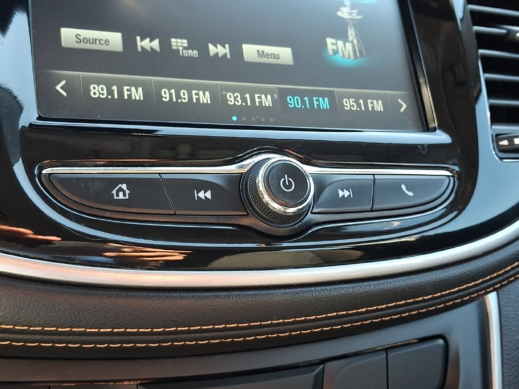 Used 2017 Chevrolet Trax LS FWD image 19