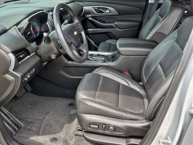 Used 2019 Chevrolet Traverse Premier w/ Redline Edition FWD image 17