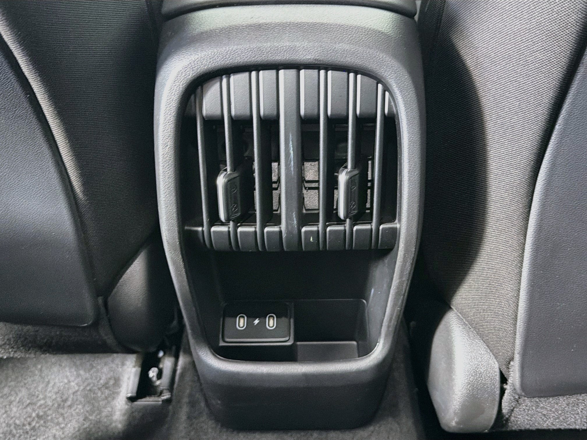 Used 2026 Hyundai Kona SEL Sport FWD image 28